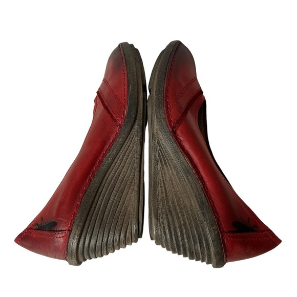 Fly London Womens Red Leather Wedge Pumps Heels Size US 7.5 EU 38 - Picture 10 of 11